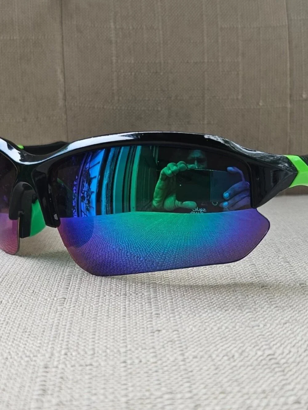 Men Sunglasses Wrap Style Sport Eyewear Blue Mirror Lenses Shades